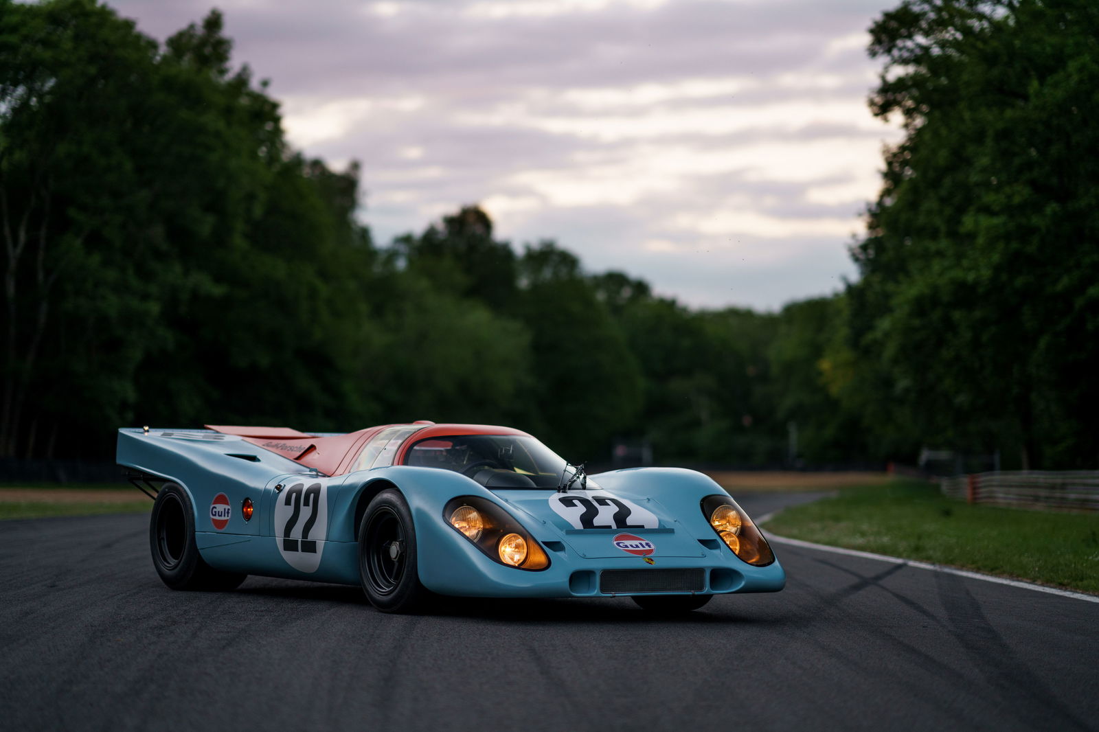 This Surprisingly Well Made, Boxster-Based McLaren F1 Replica Even Has A Central Driving Position