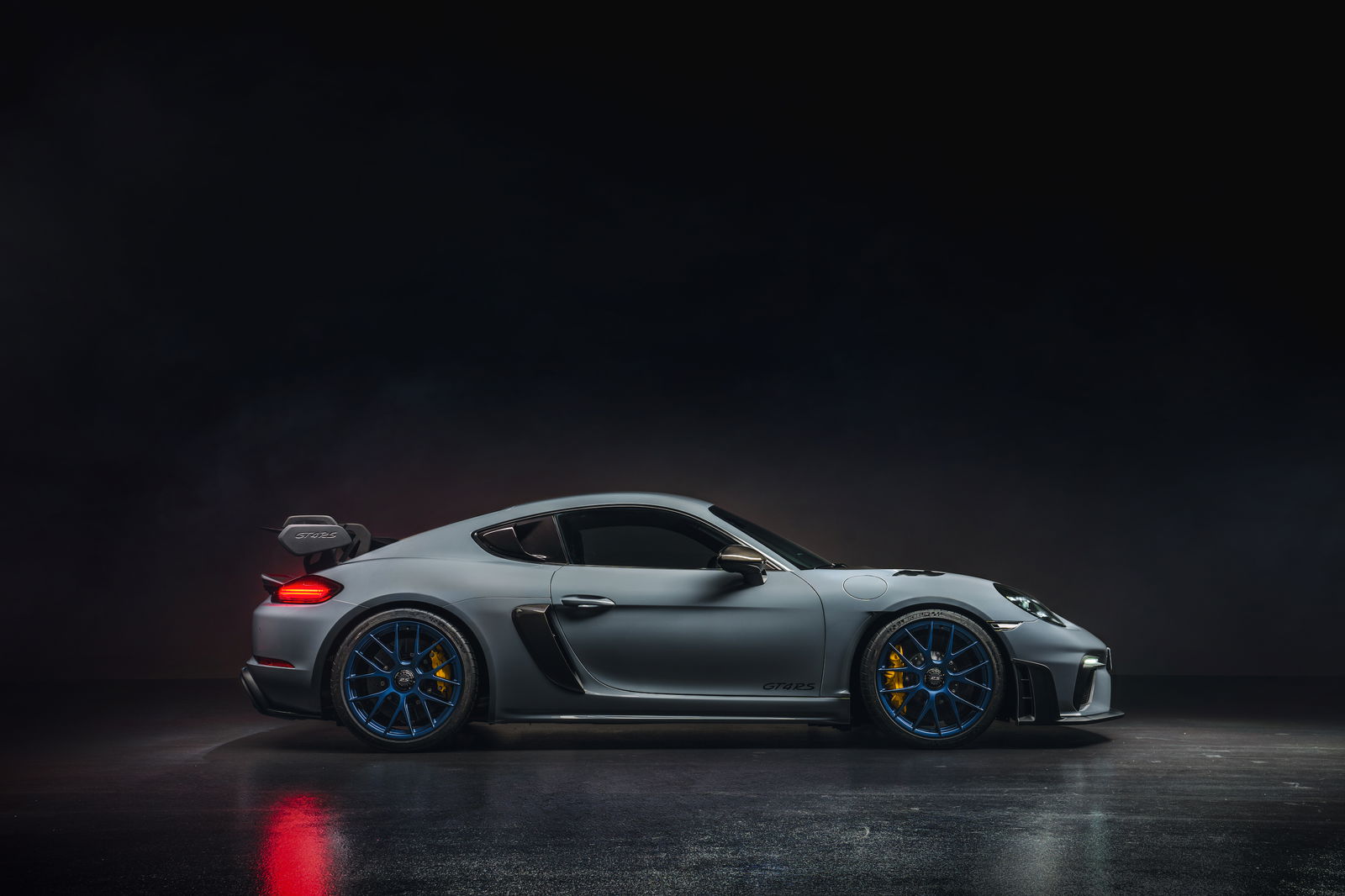 The 493bhp Porsche Cayman GT4 RS Is Here And Other Sports Cars Should Just Give Up