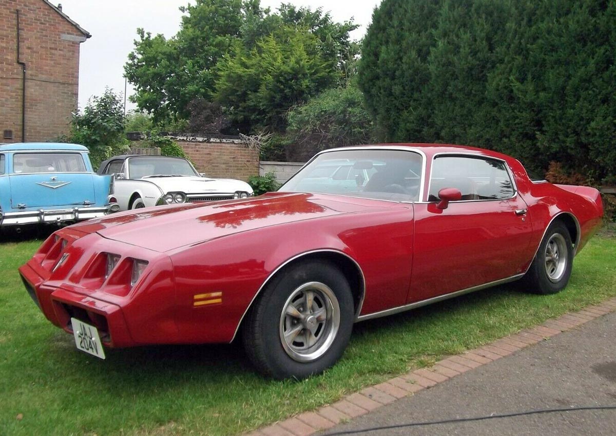 8 Used Cars We Spotted This Month - An S15 Convertible, A Bargain 'Holden' And More