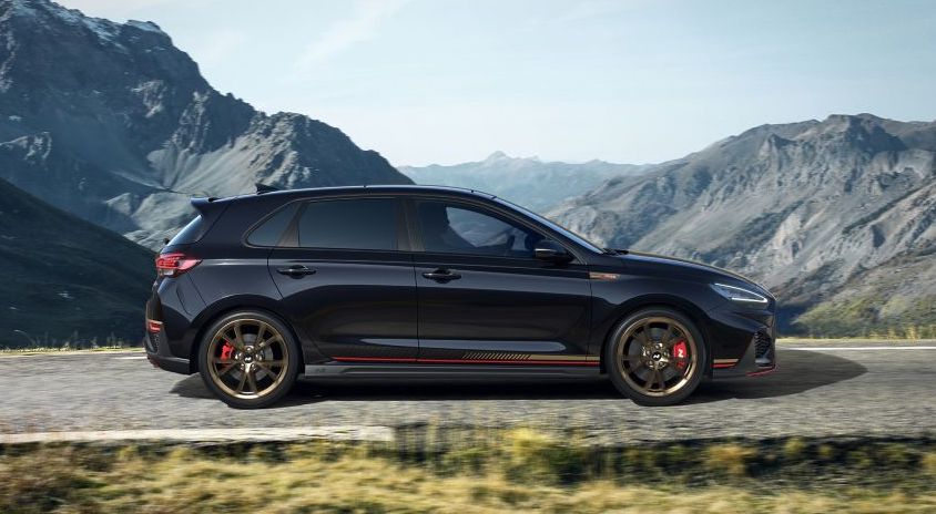 Watch: The Grappler Bumper Will End Car Chases As We Know Them